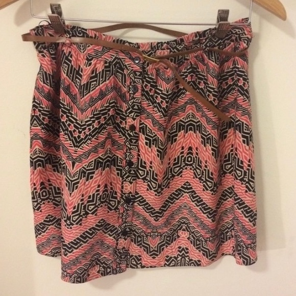 3/$20, Primark, Cute Miniskirt with belt, Size 8 - Picture 4 of 10